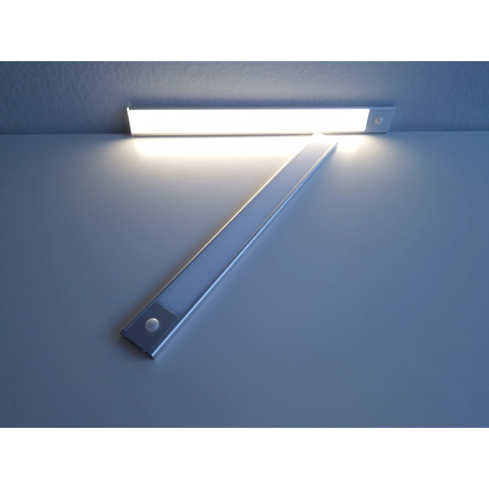 Портативная аккумуляторная лампа LedLine Type-C на магнитной основе 80 см. Датчик движения